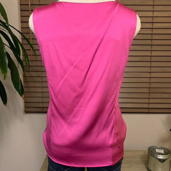 ST. JOHN Silk Shell 💖 GUC - Picture 2 of 4
